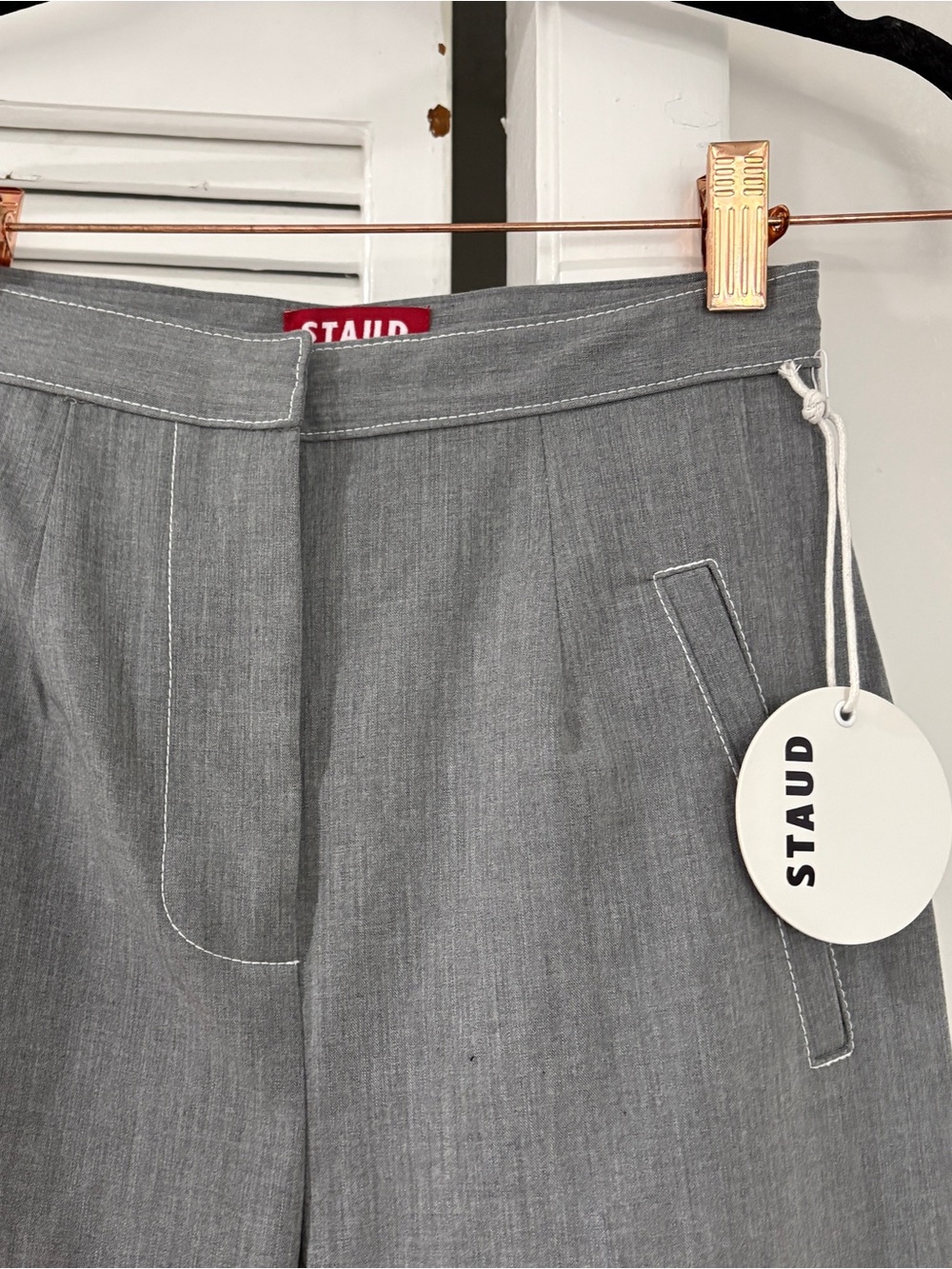 NWT STAUD Cedar Pant Trousers Grey Tailored with White Stiching